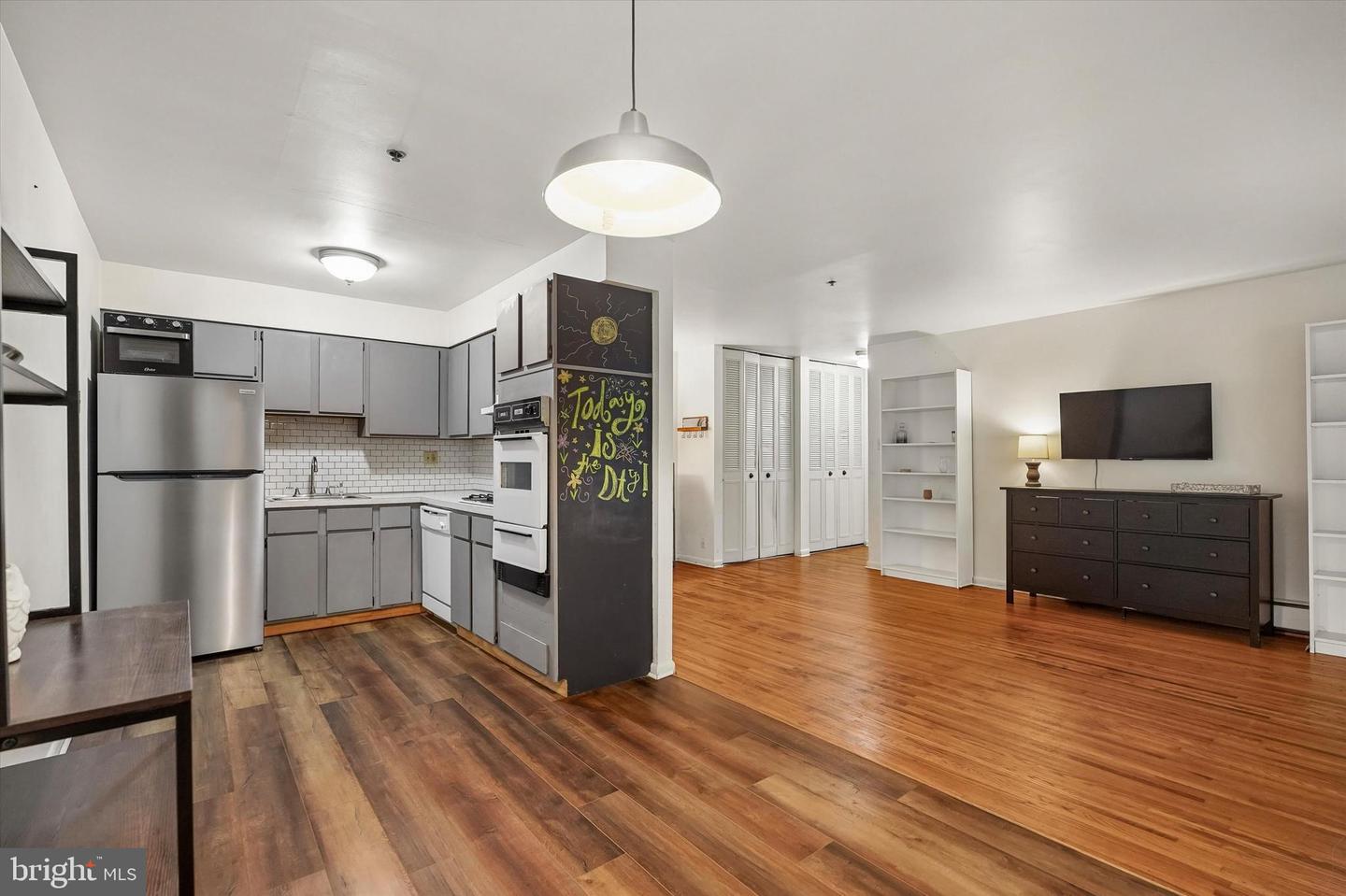 1600 Church Rd #c-300 Property Photo 8