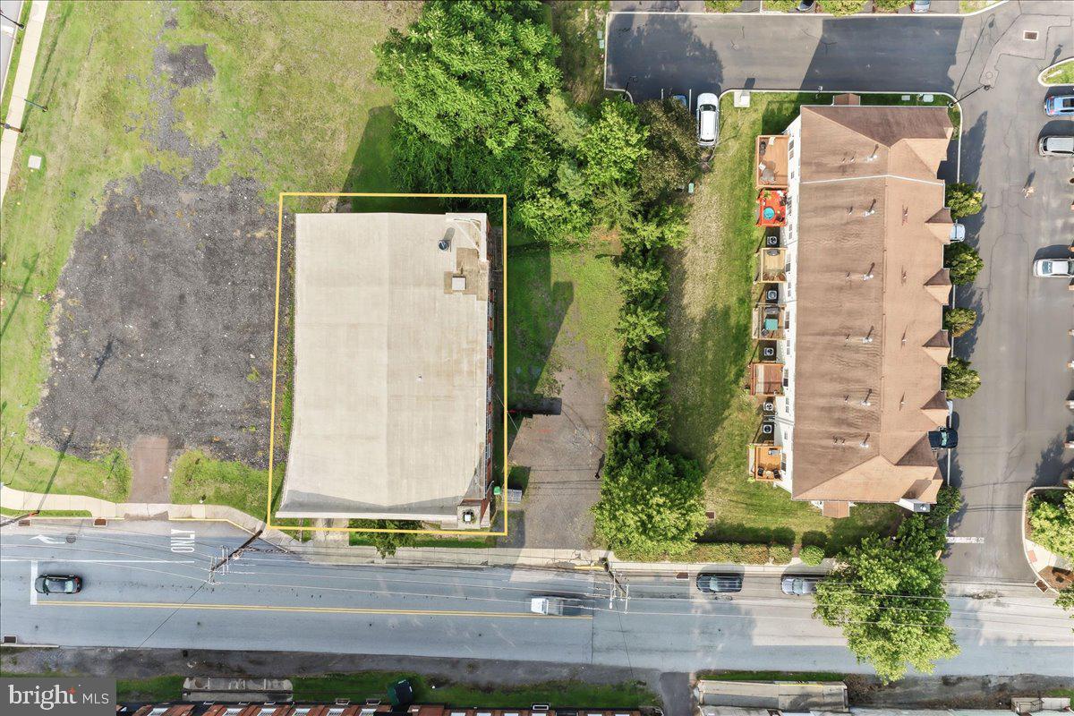 50 1st Ave Property Photo 7