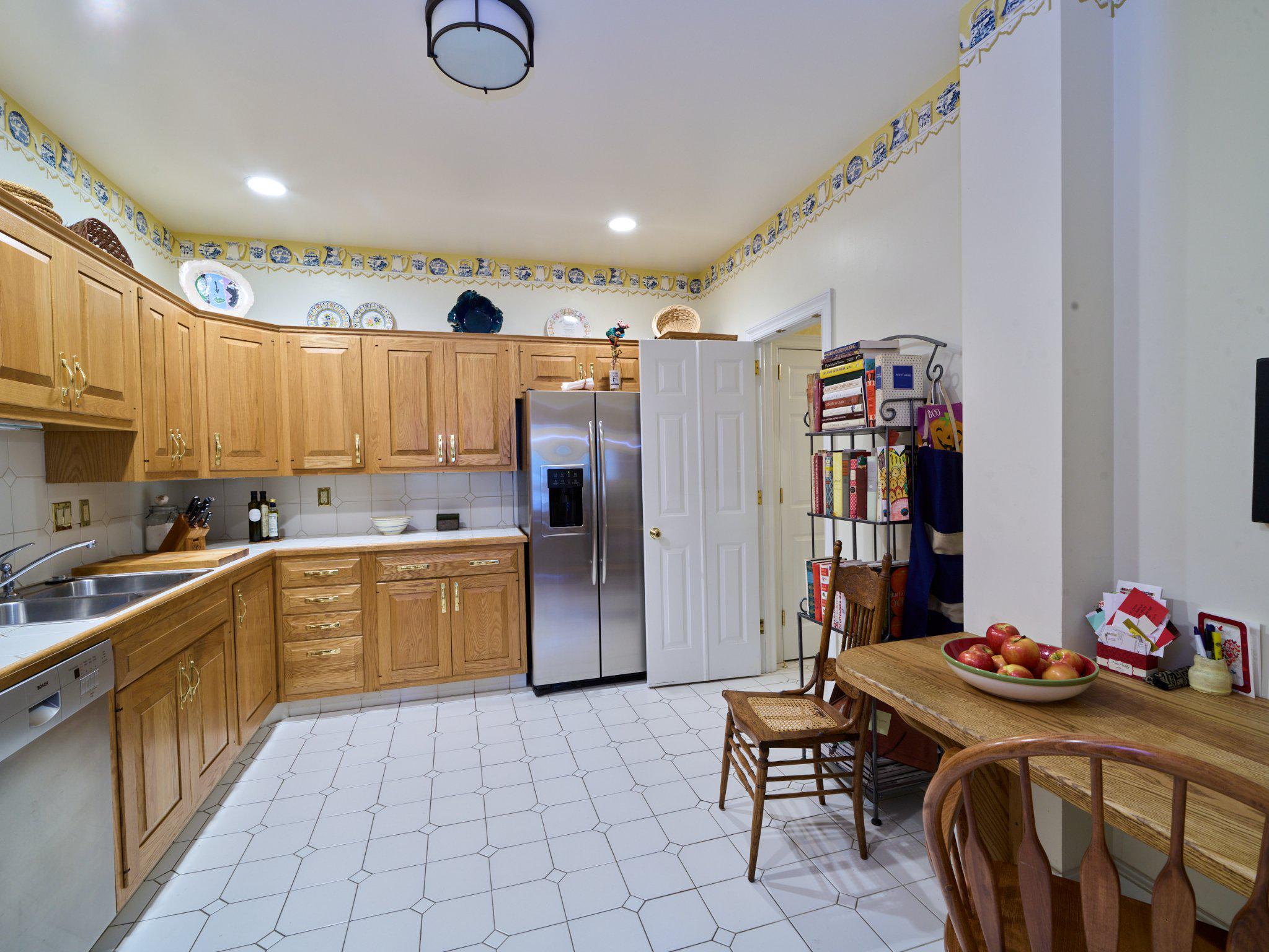 414 Old Lancaster Rd #203 Property Photo 10