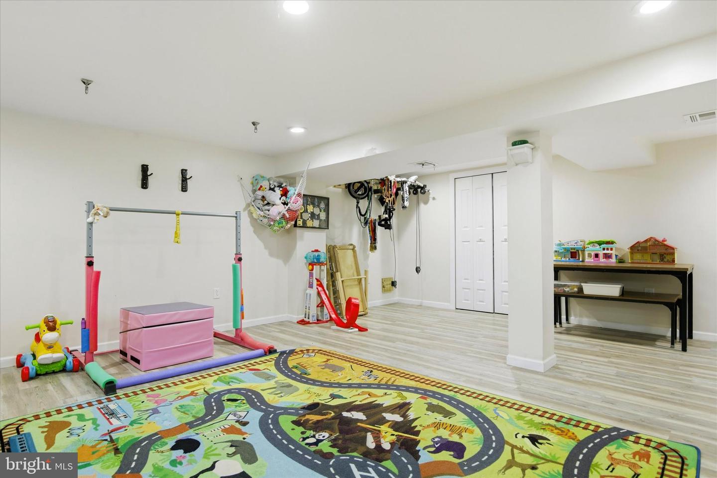 2907 Kanes Rd Property Photo 17