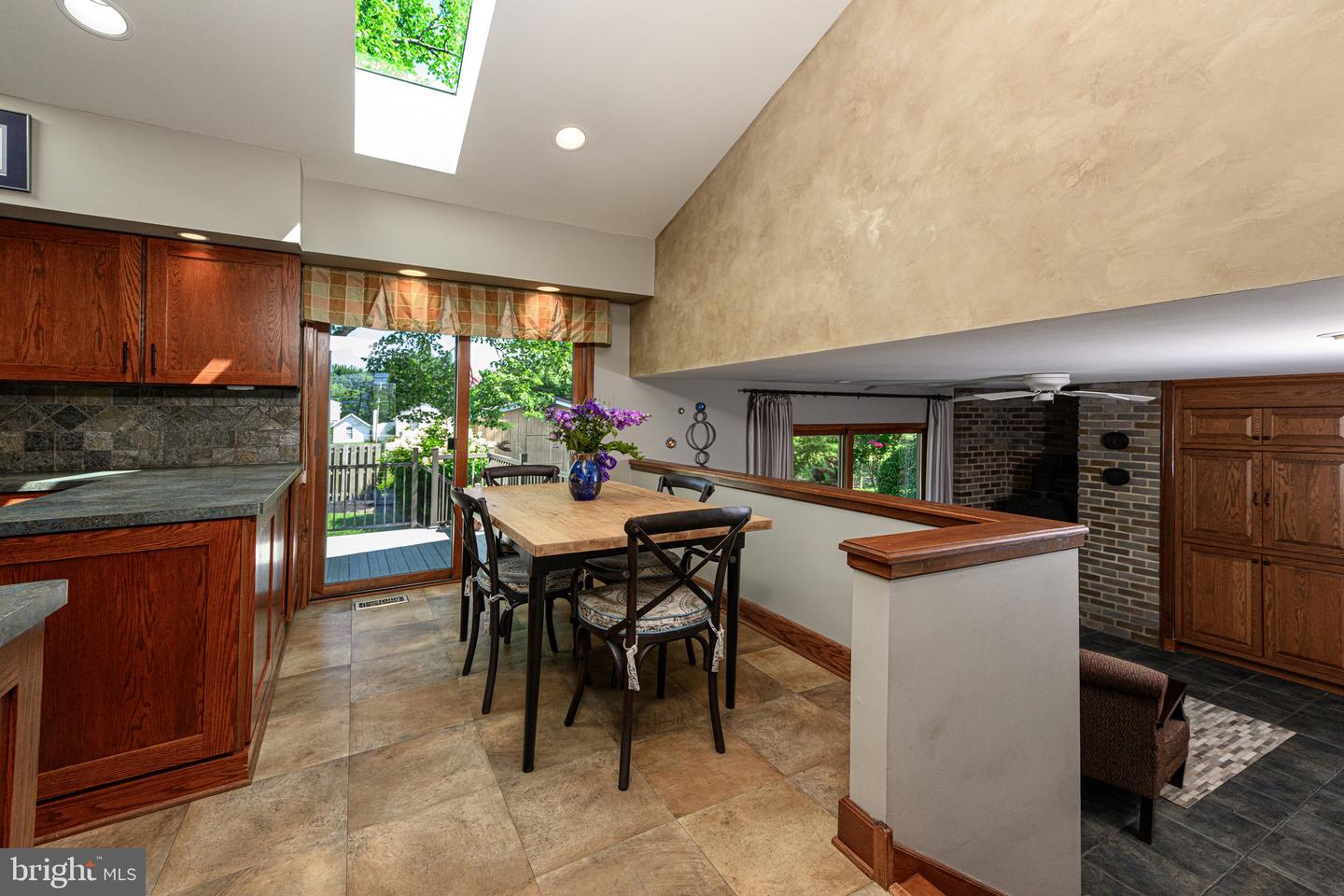 146 Belmont Ave Property Photo 11