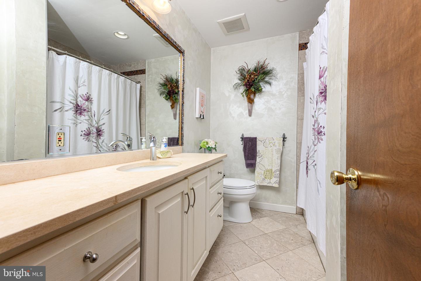 146 Belmont Ave Property Photo 24
