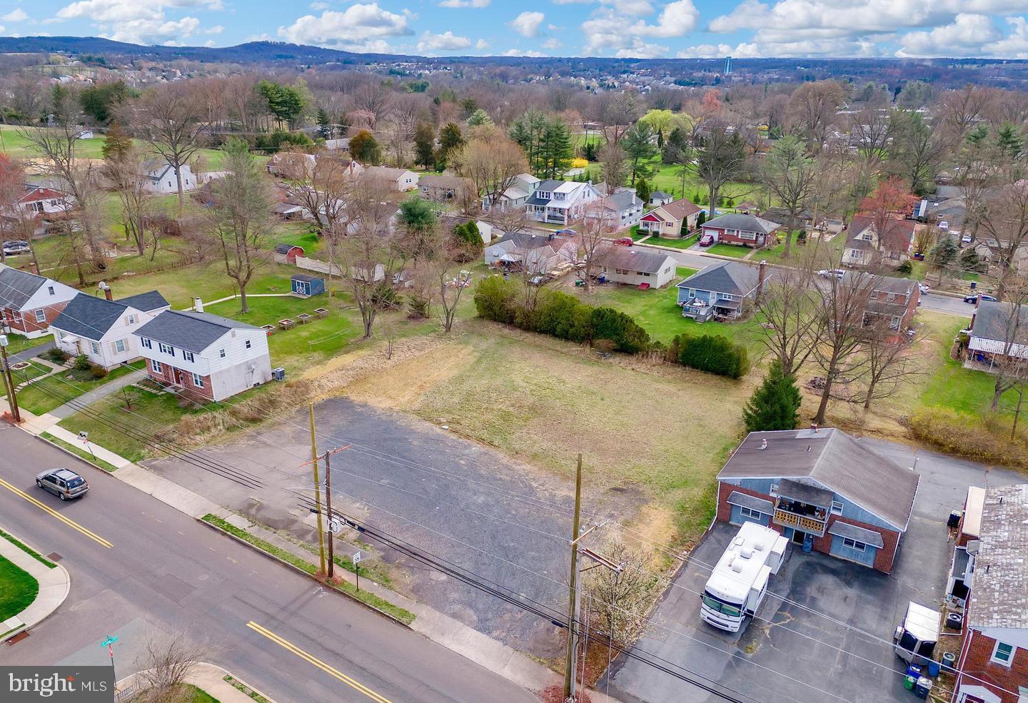 Lot 23 N Keim St Property Photo 4