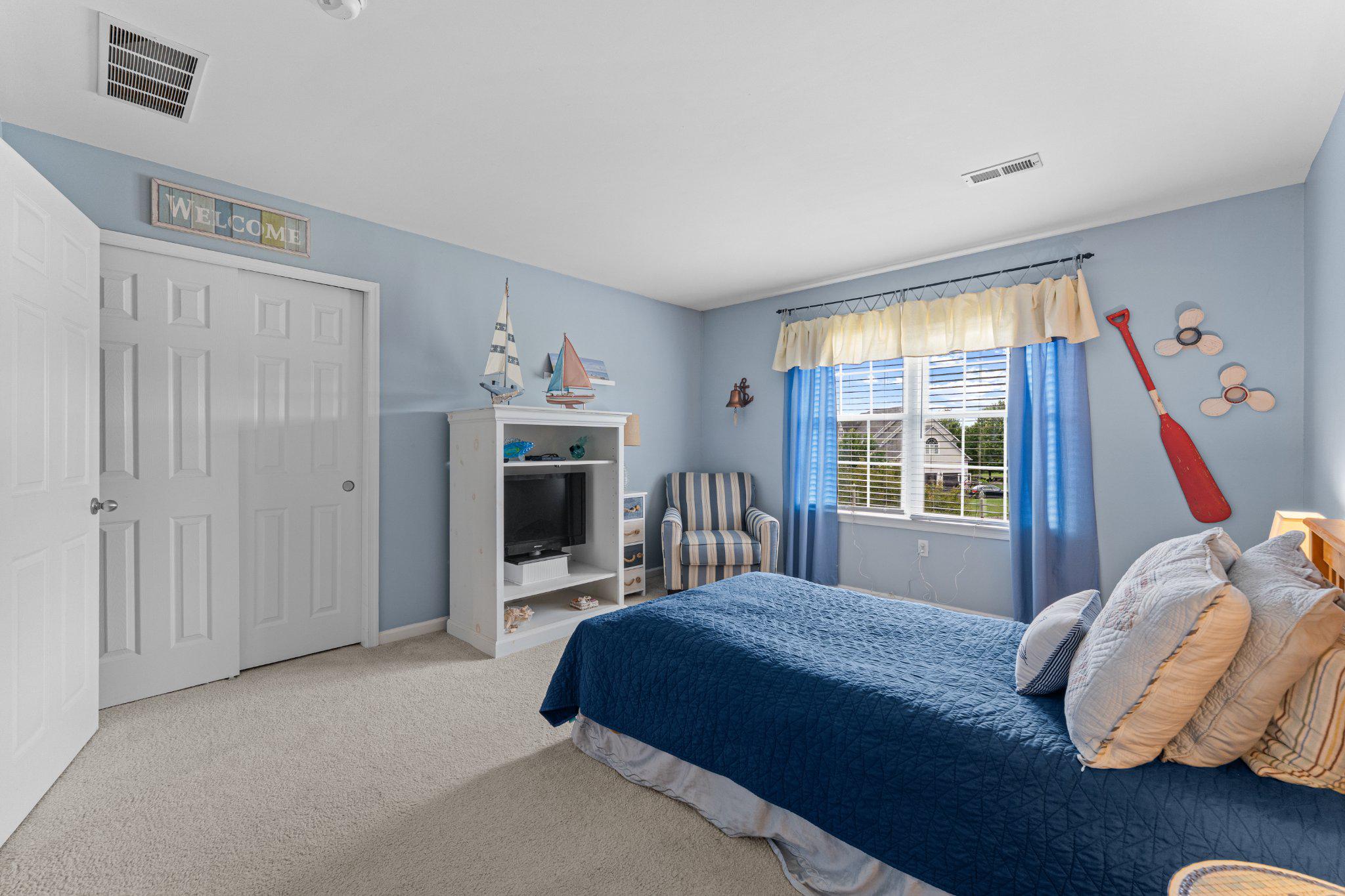 2124 Arbordale Cir Property Photo 32