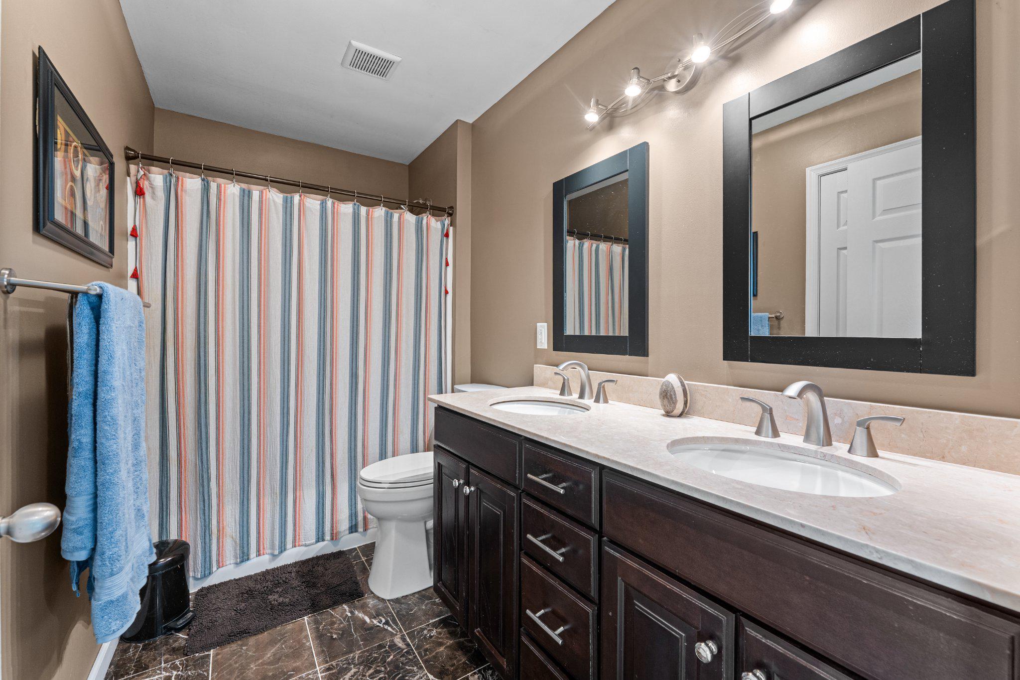 2124 Arbordale Cir Property Photo 33