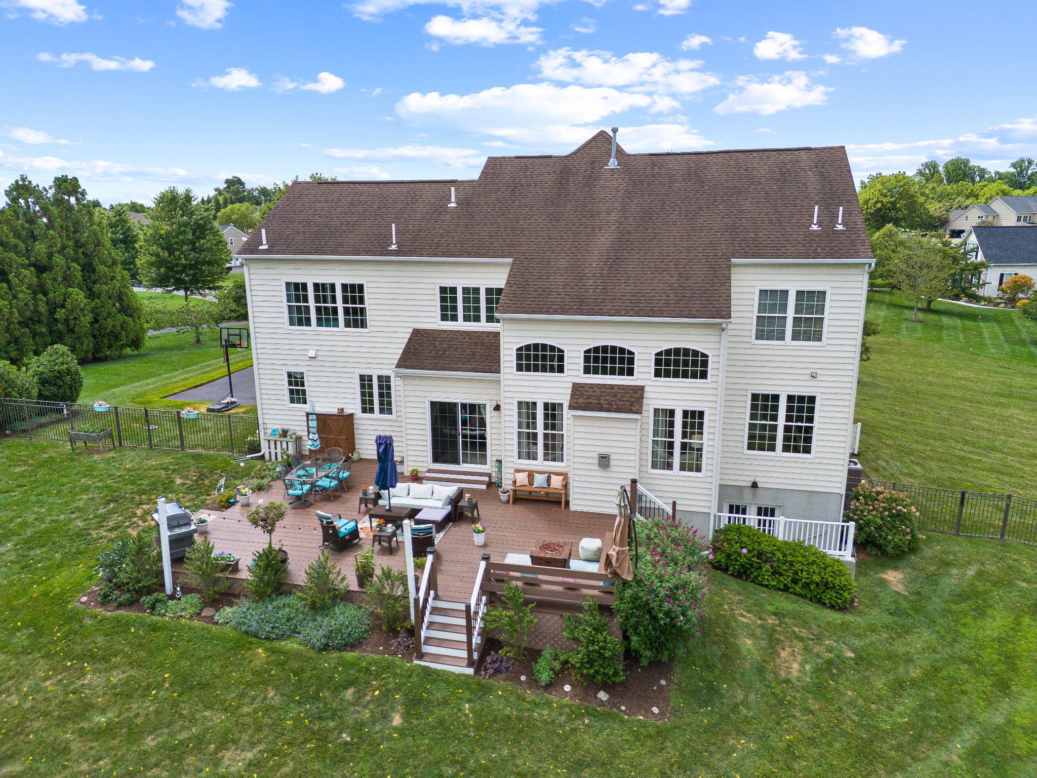 2124 Arbordale Cir Property Photo 43
