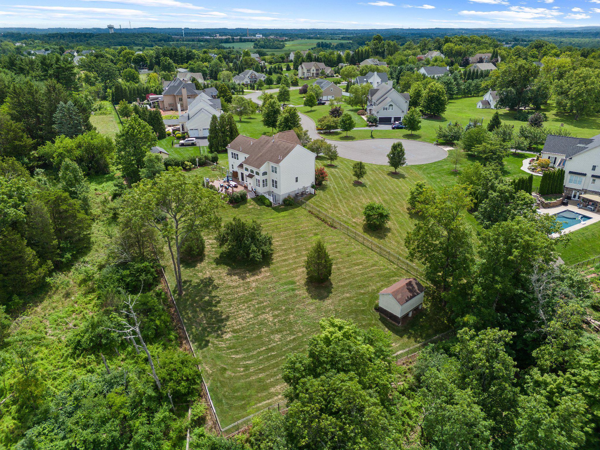 2124 Arbordale Cir Property Photo 44