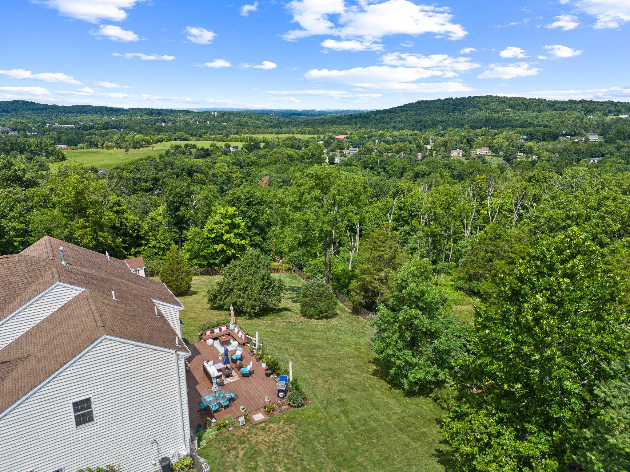 2124 Arbordale Cir Property Photo 45