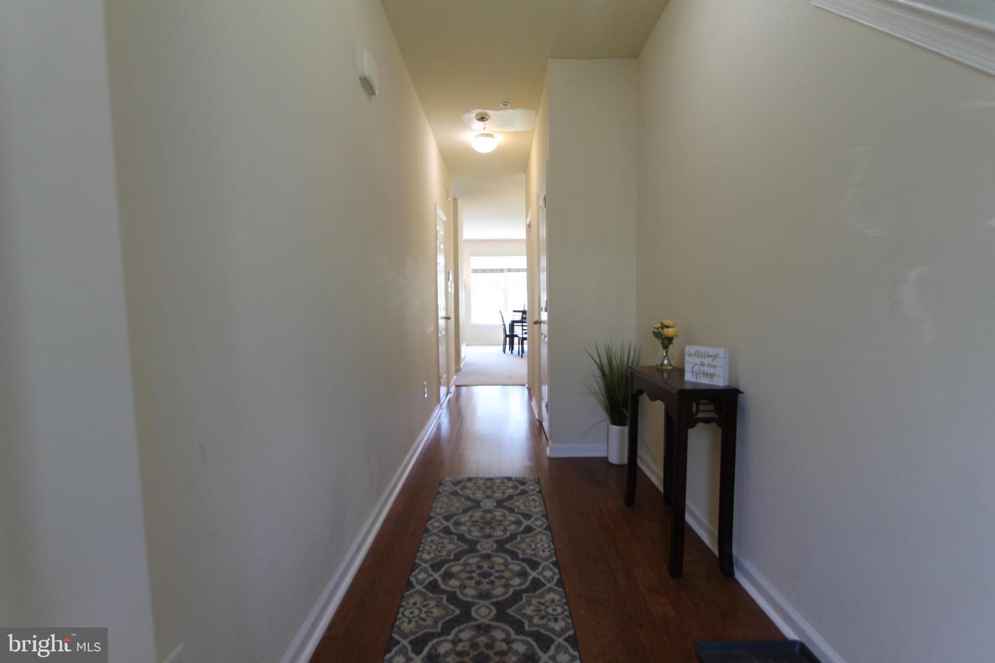 316 Ross Ct Property Photo 3