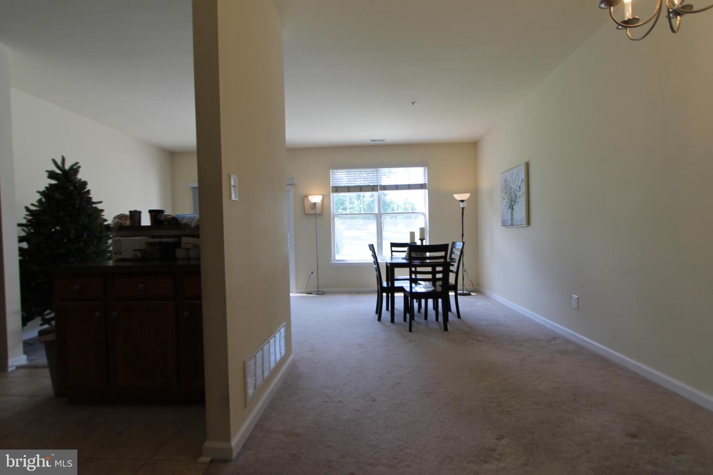 316 Ross Ct Property Photo 6