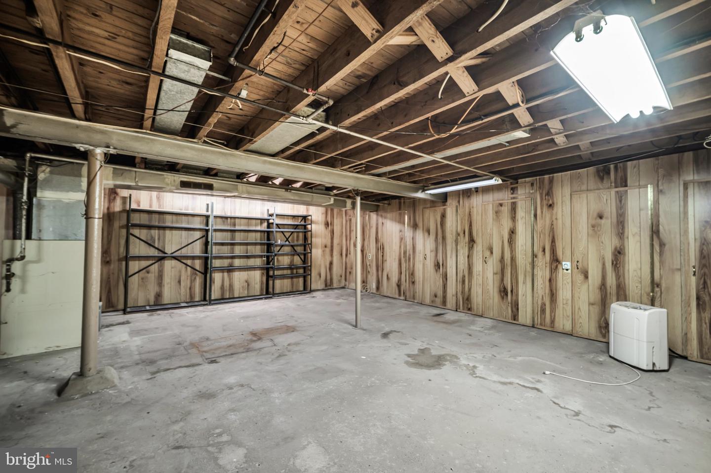 312 Evans Ave Property Photo 23