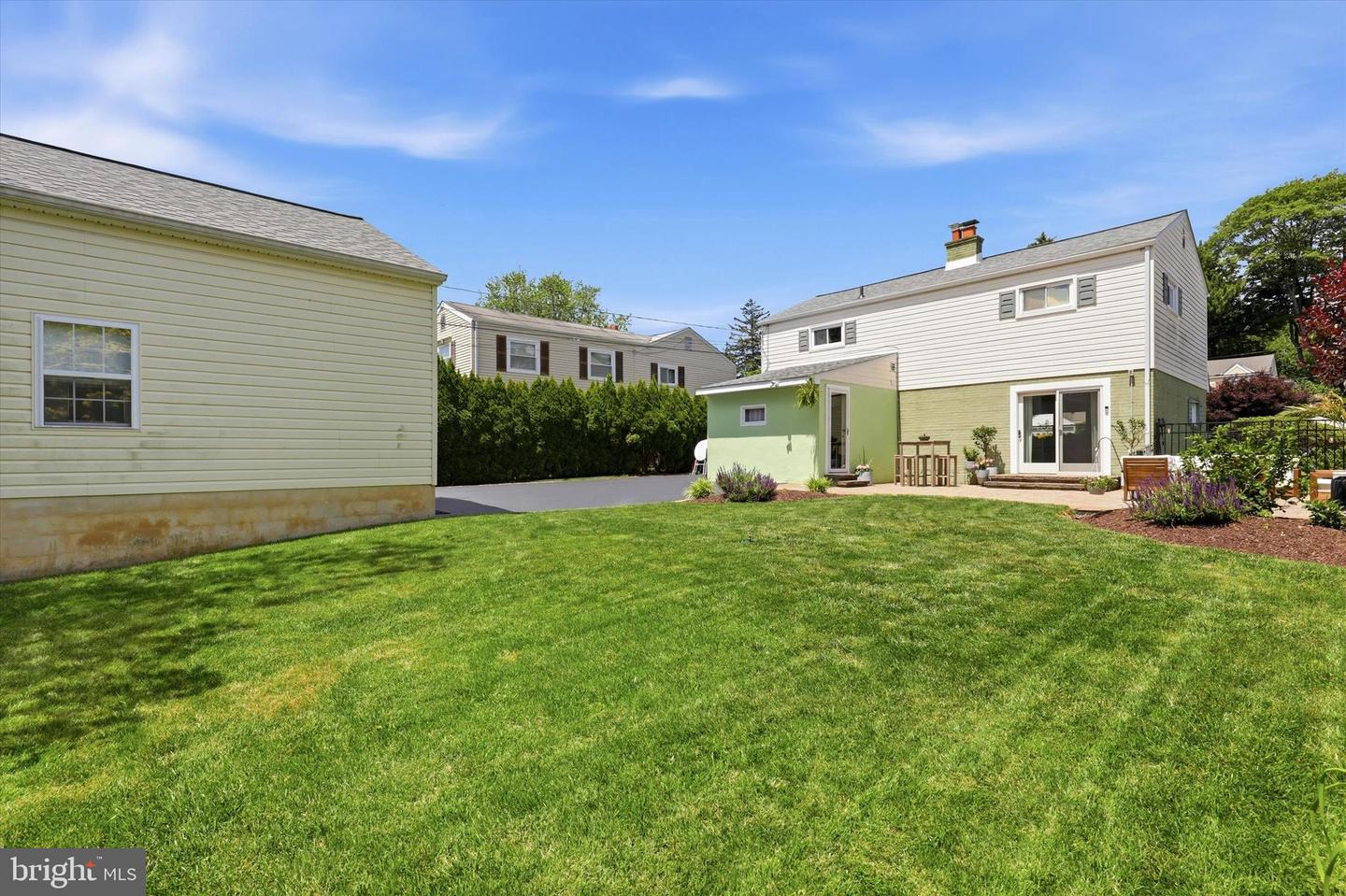 613 Edgley Ave Property Photo 15