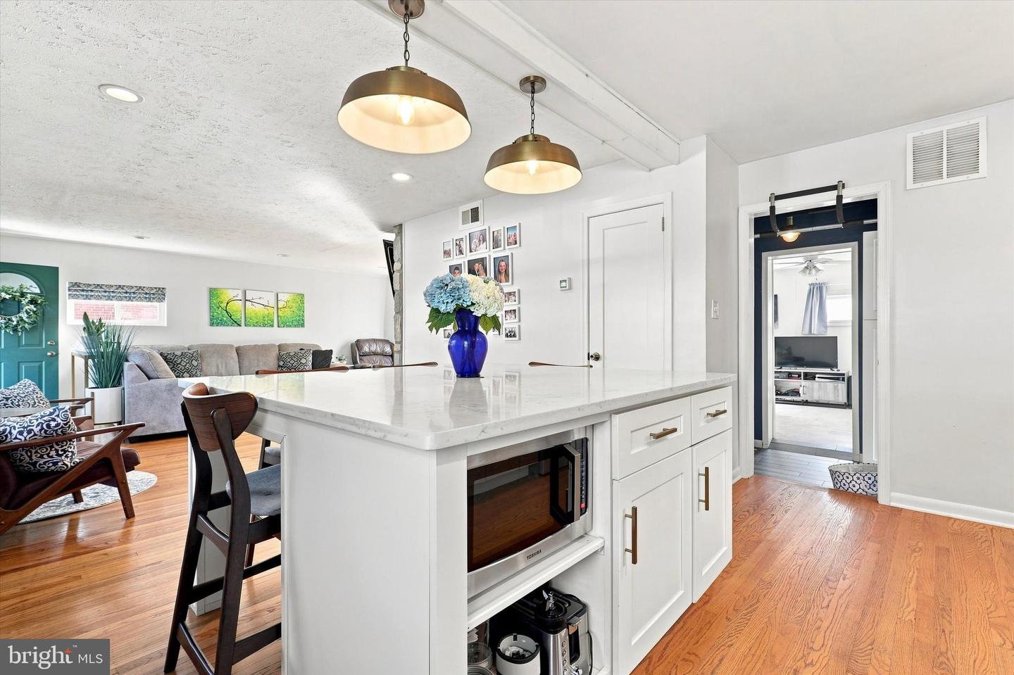 613 Edgley Ave Property Photo 31