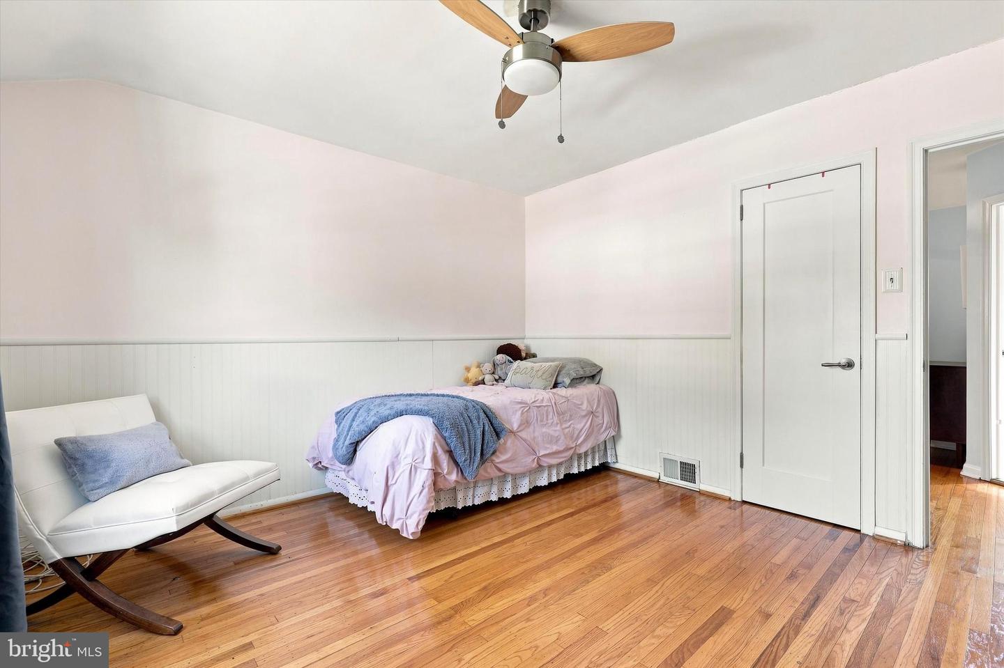 613 Edgley Ave Property Photo 46