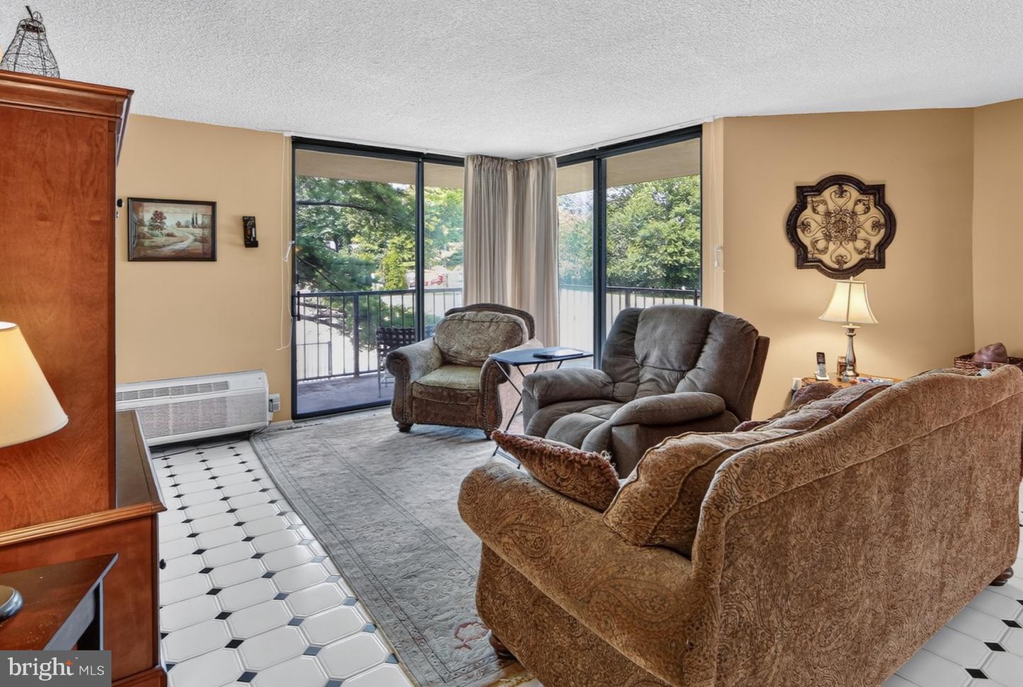 666 W Germantown Pike #1212 Property Photo 1