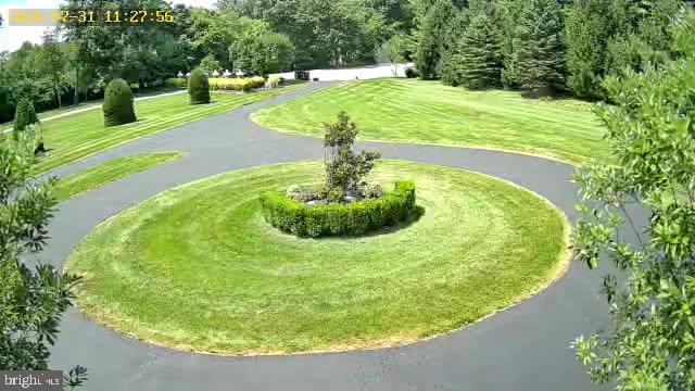 770 Lewis Ln Property Photo 3