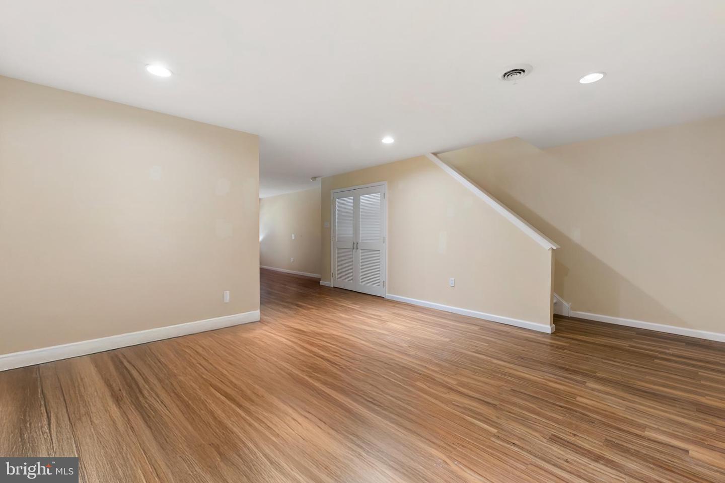 22 Stafford Sq Property Photo 27