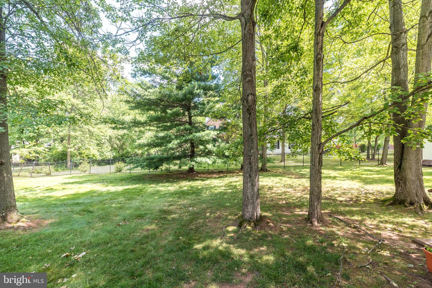 819 Fulton Ave Property Photo 64