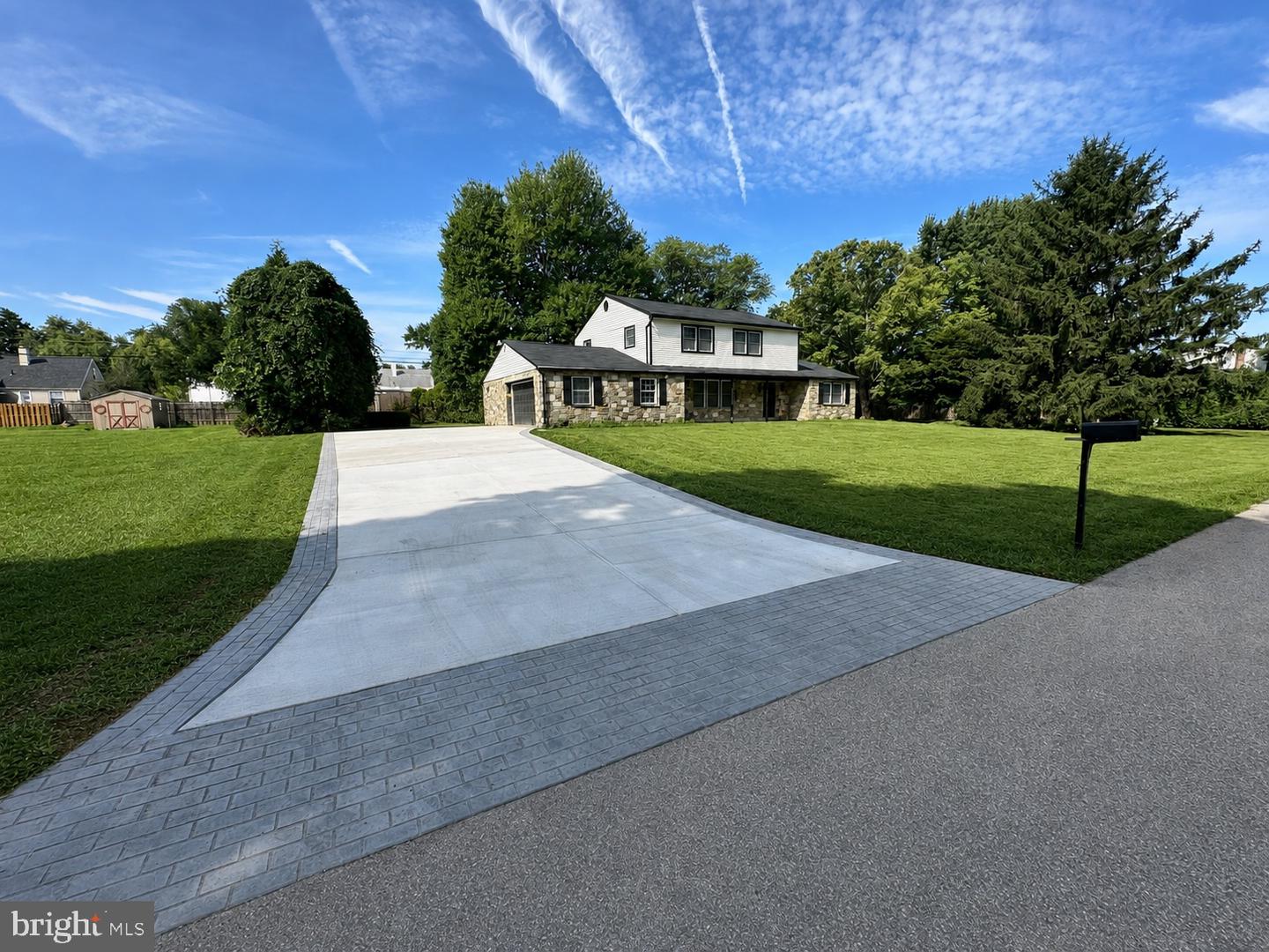 1832 Spera Ln Property Photo 1