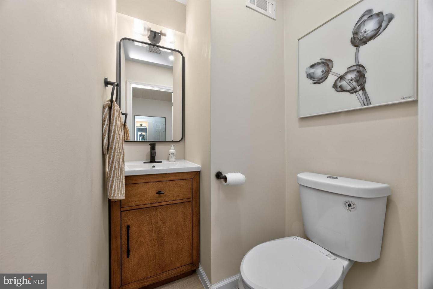 1832 Spera Ln Property Photo 10