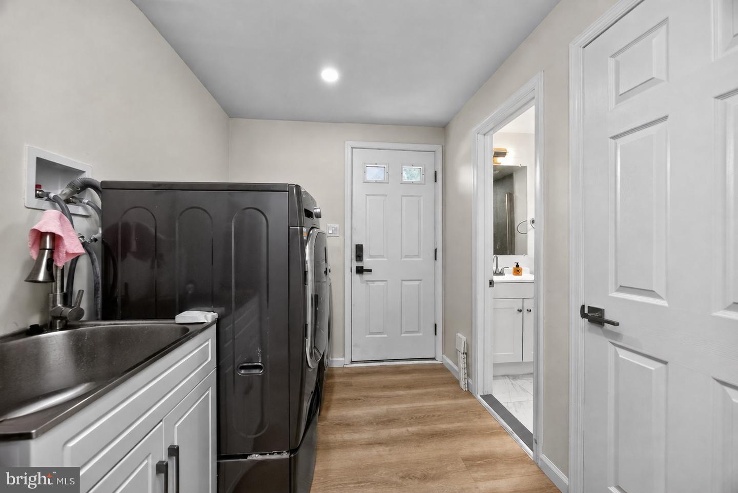 1832 Spera Ln Property Photo 13