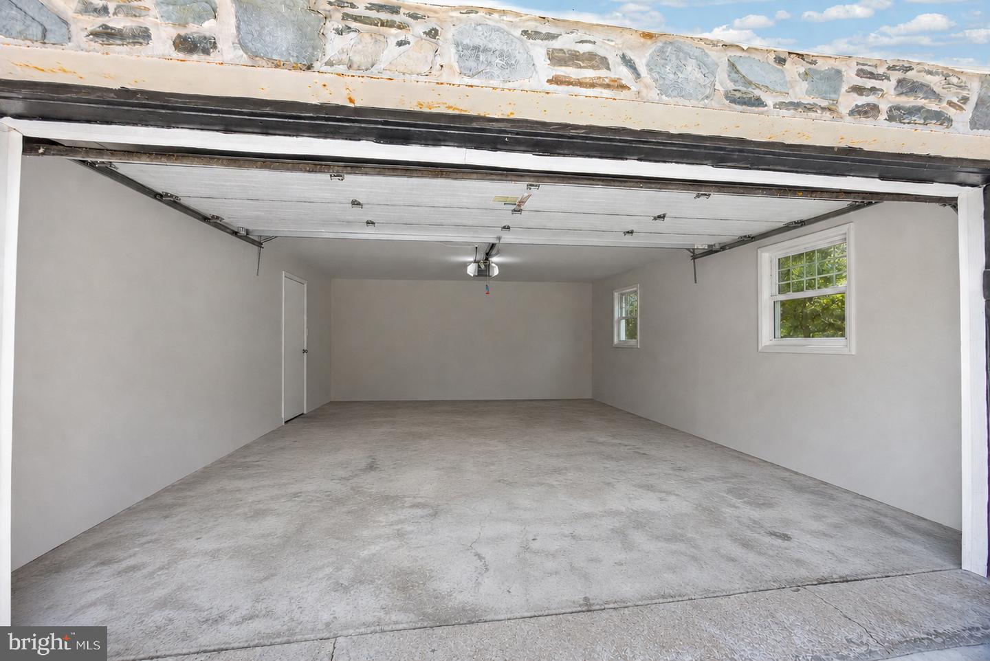 1832 Spera Ln Property Photo 23