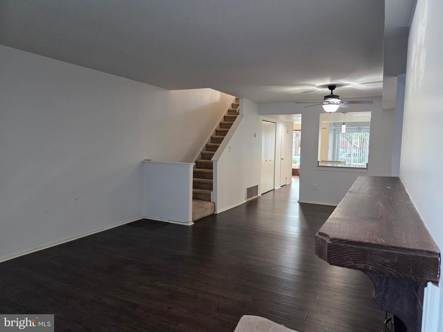 805 Stonybrook #805 Property Photo 17