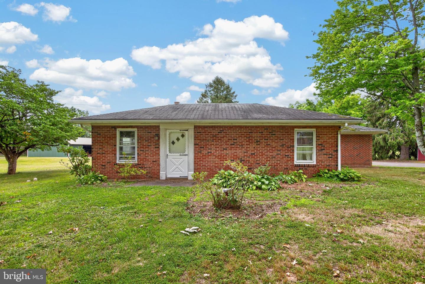 2114 Store Rd Property Photo 6
