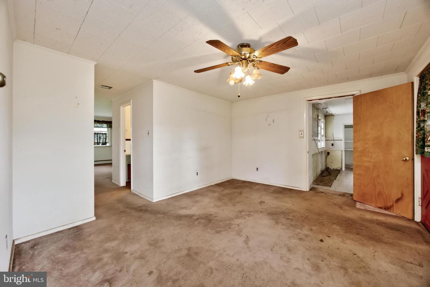 2114 Store Rd Property Photo 15