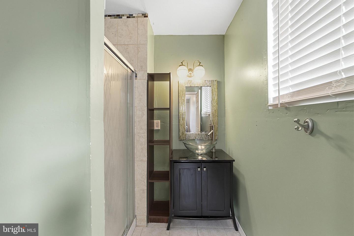 3036 Susquehanna Rd Property Photo 16