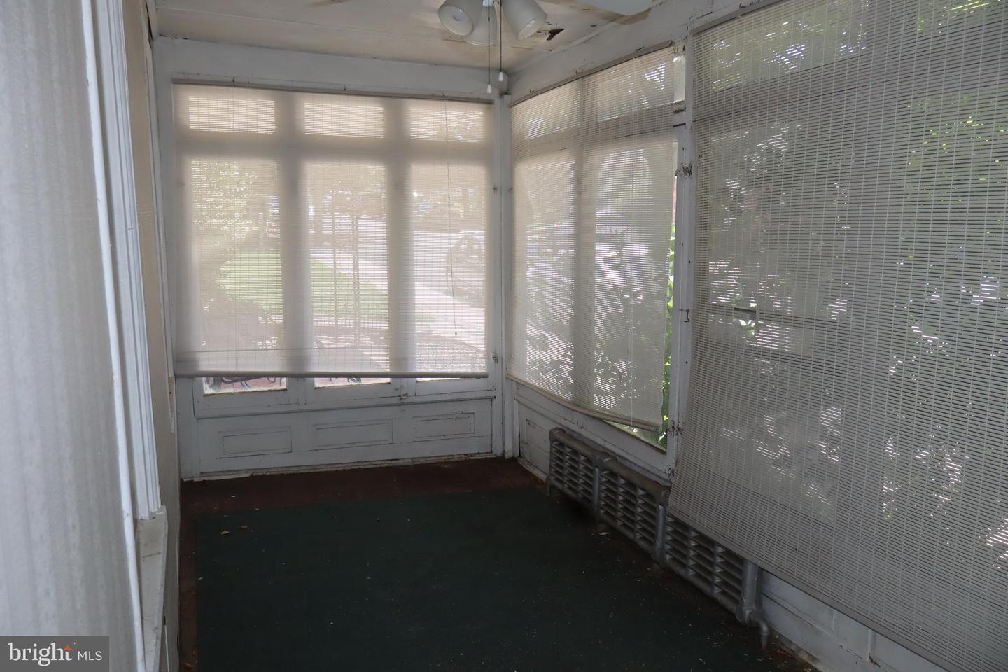 420 Cedar St Property Photo 9