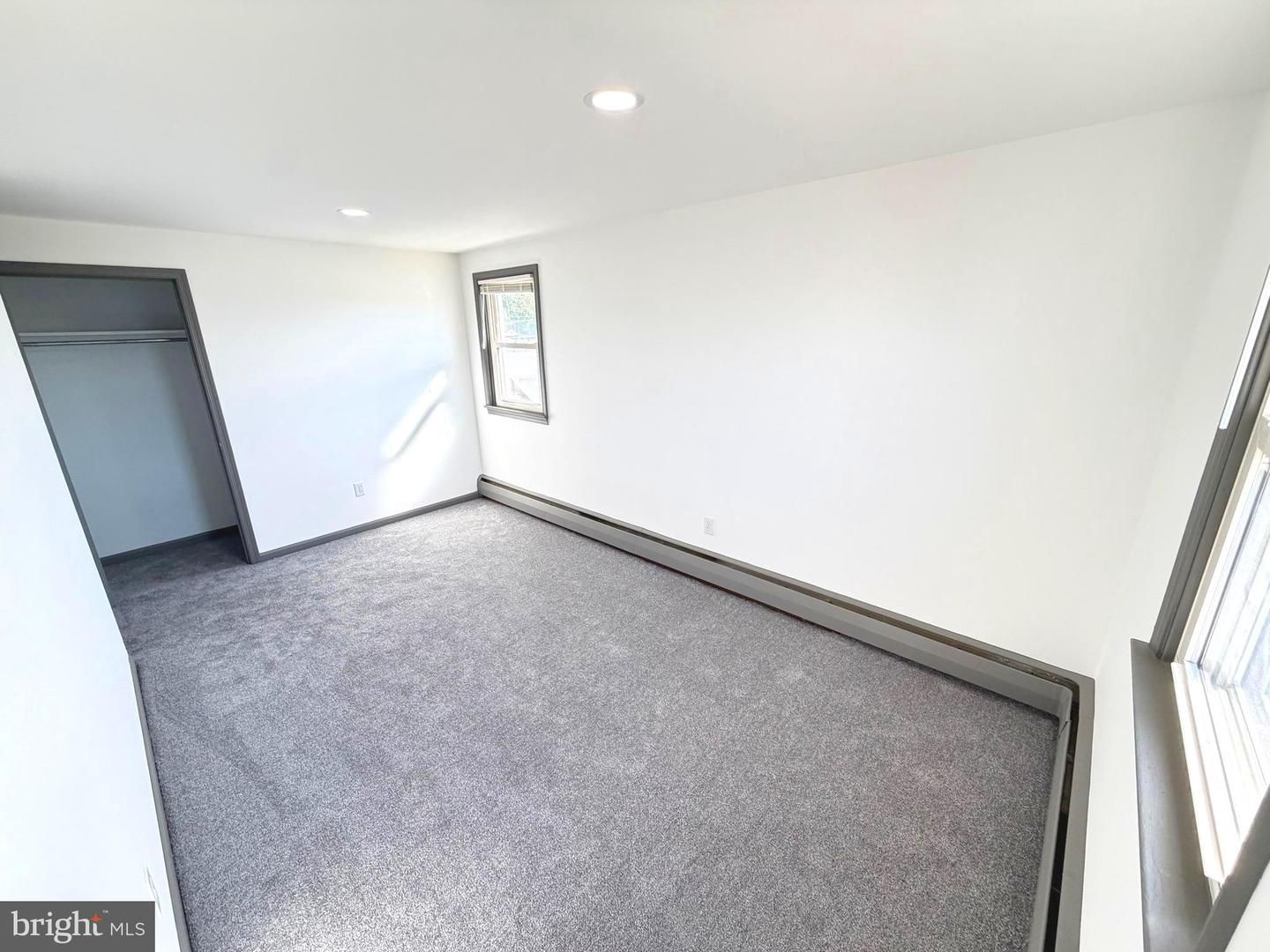 1612 Tremont Ave Property Photo 15