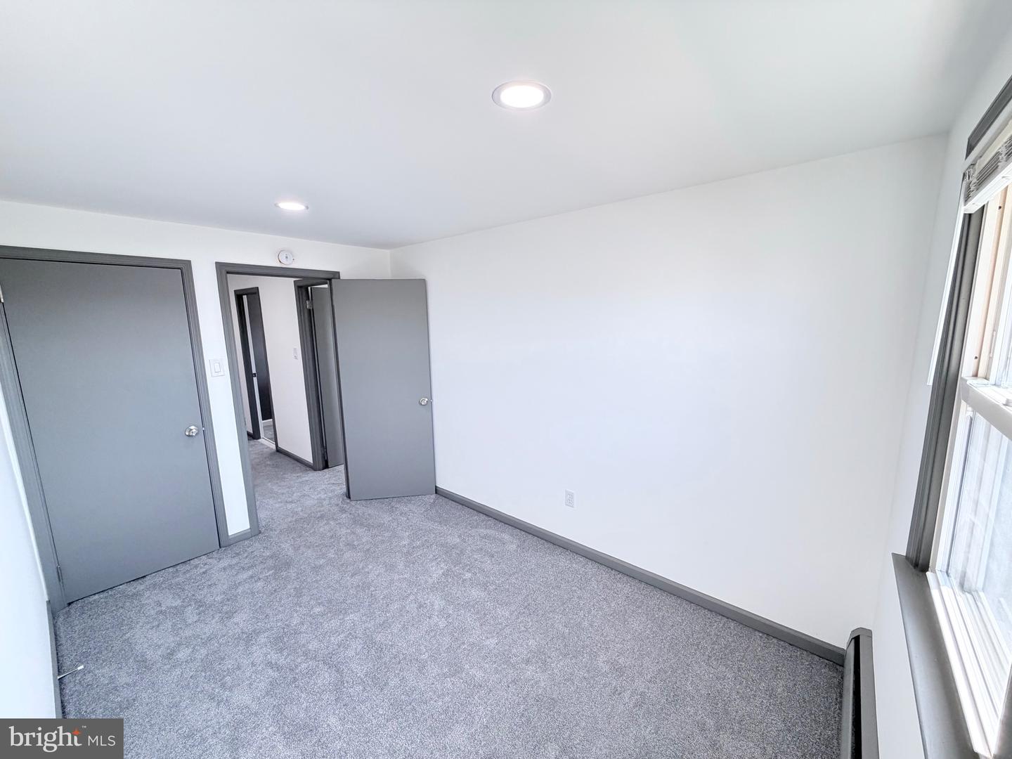 1612 Tremont Ave Property Photo 16