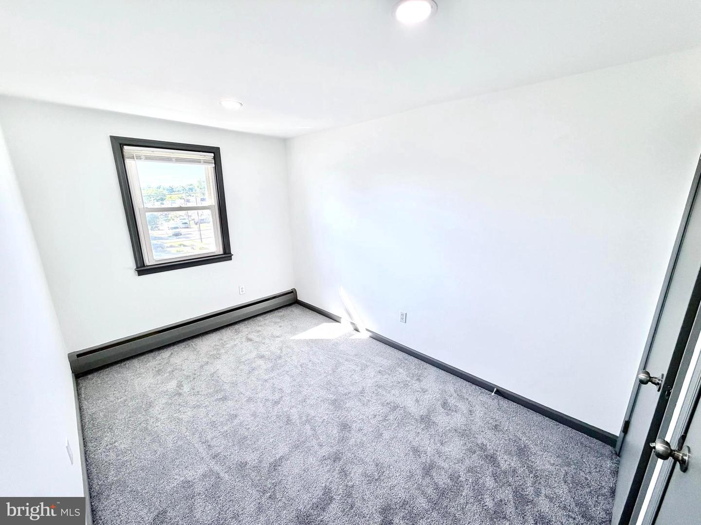 1612 Tremont Ave Property Photo 17