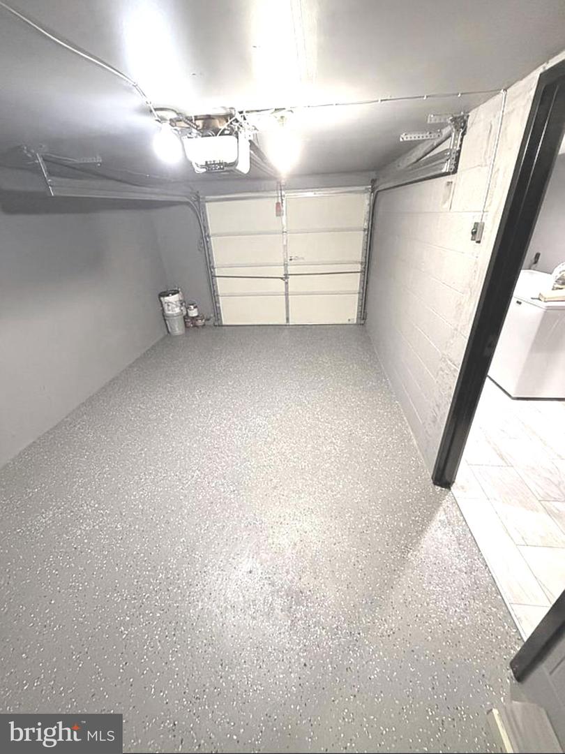 1612 Tremont Ave Property Photo 32