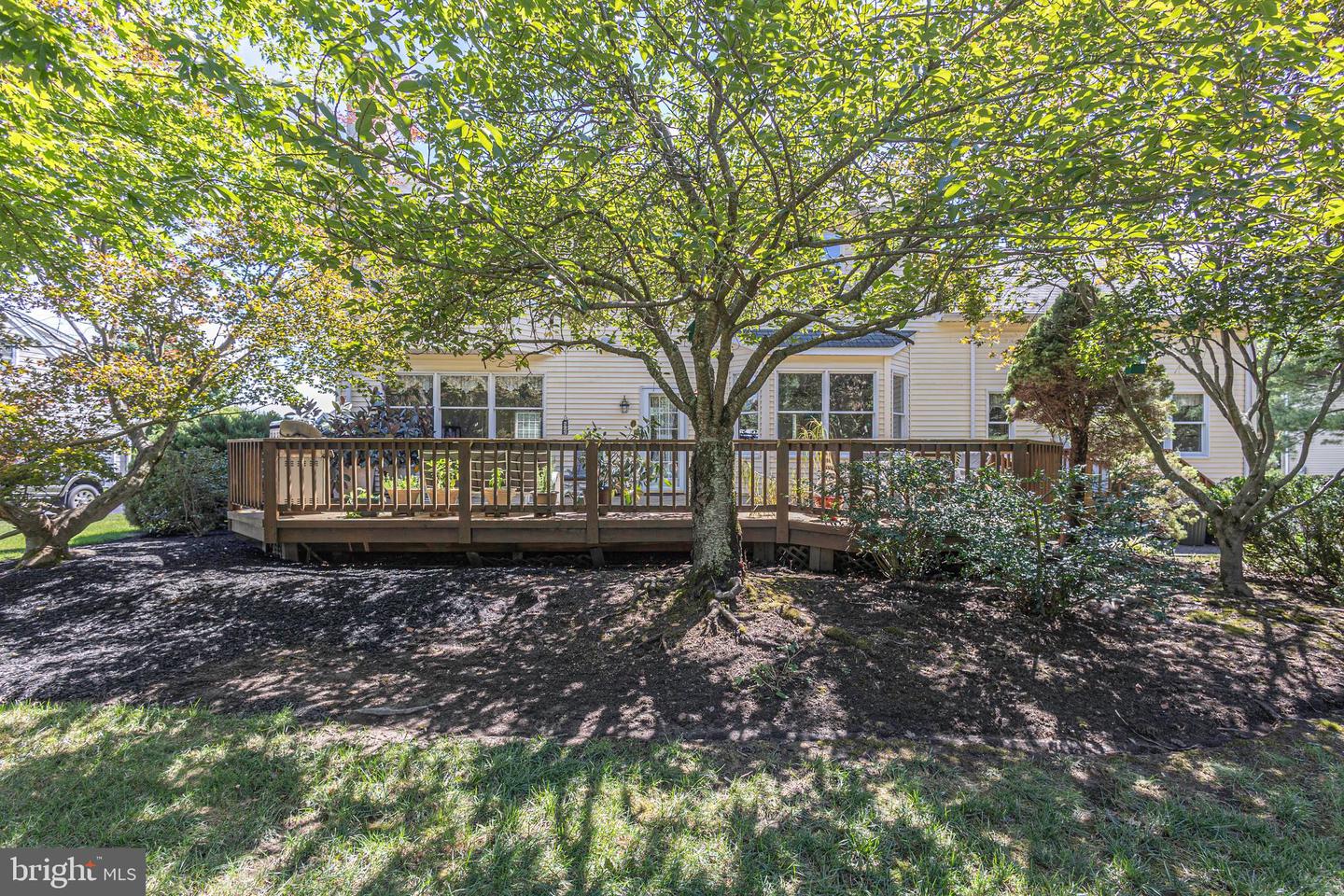 117 Mallard Dr W Property Photo 53