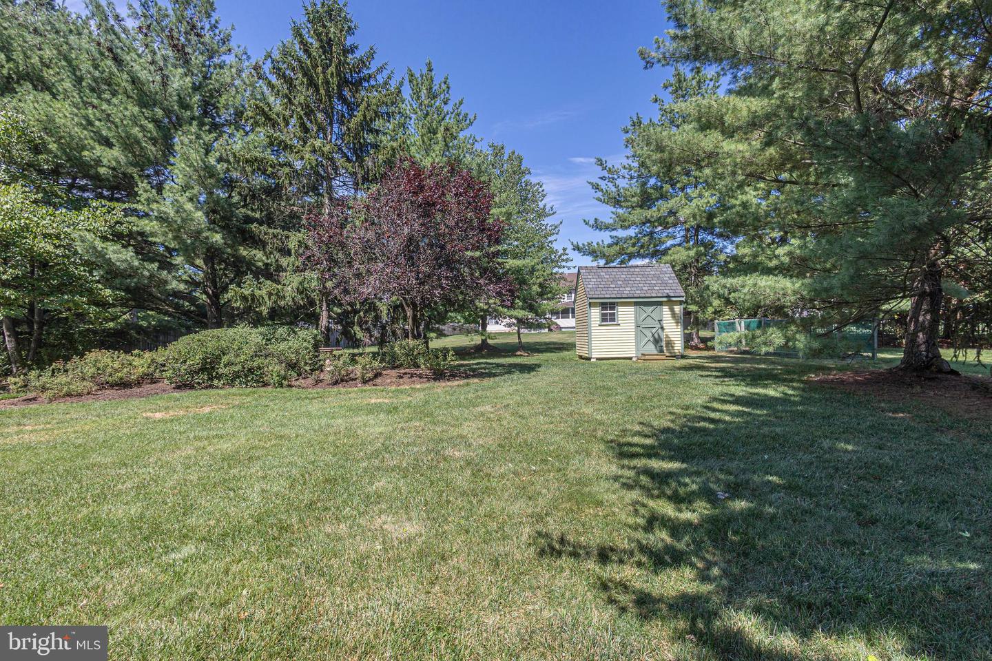 117 Mallard Dr W Property Photo 54