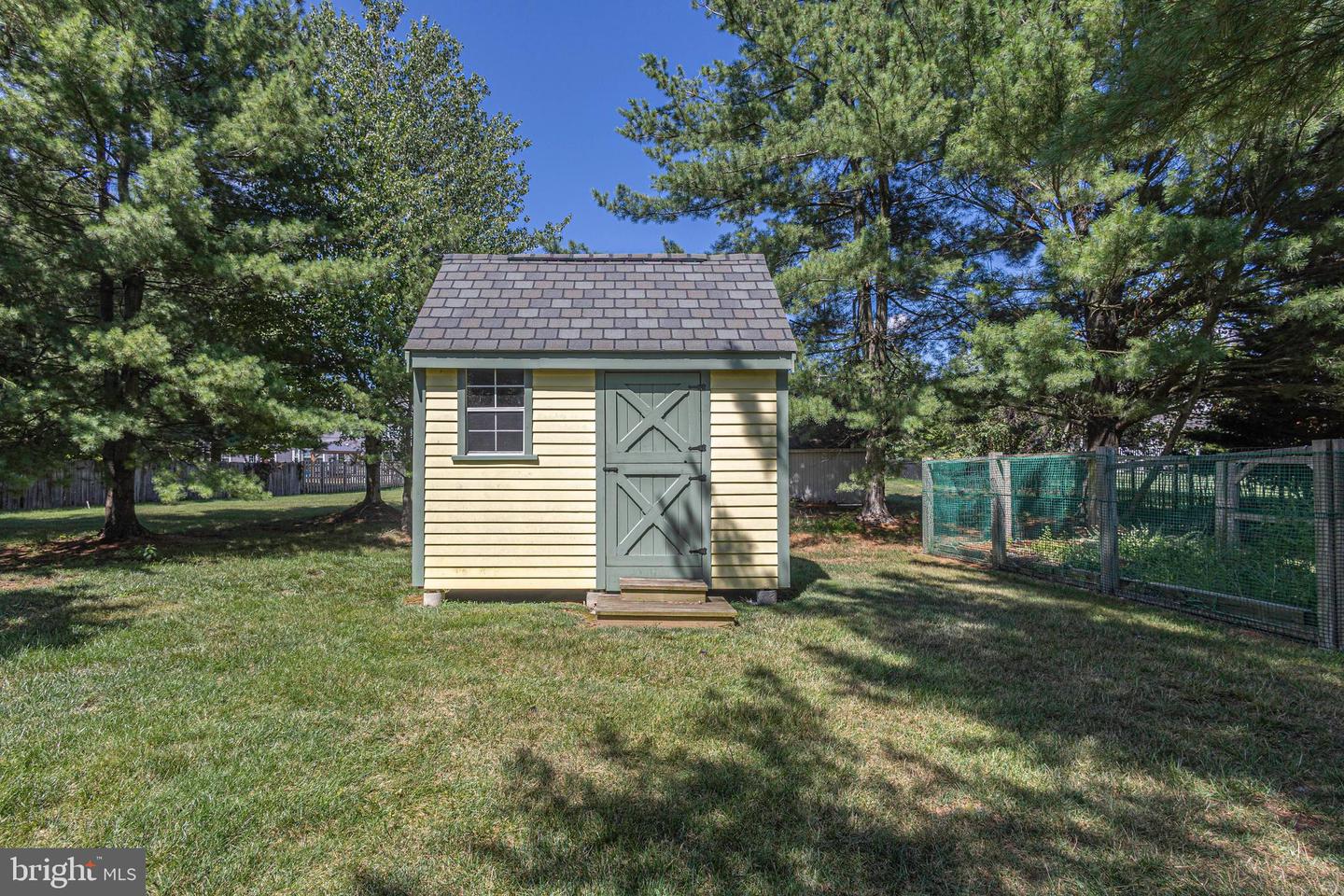 117 Mallard Dr W Property Photo 55