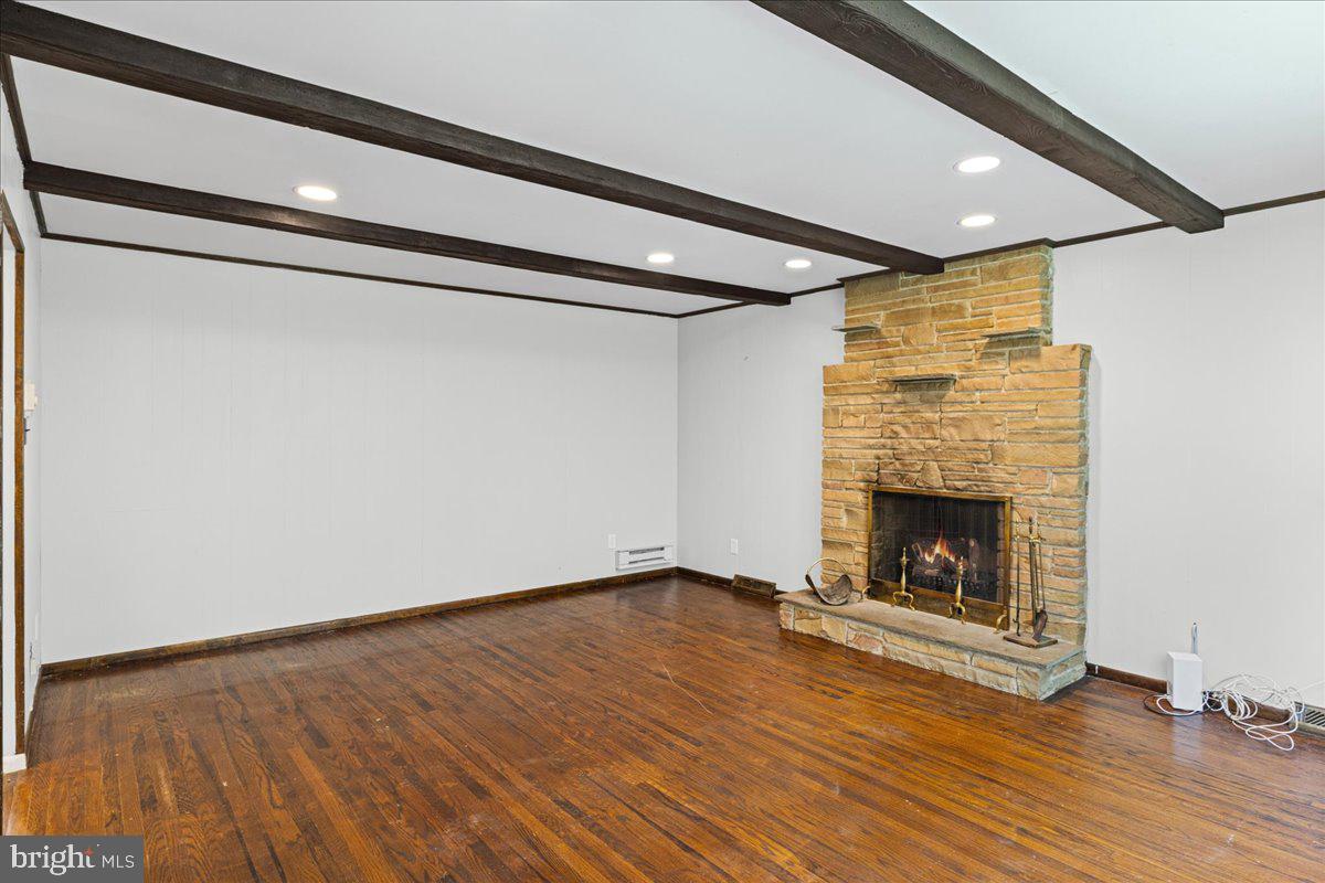 315 Harrison Ave Property Photo 10