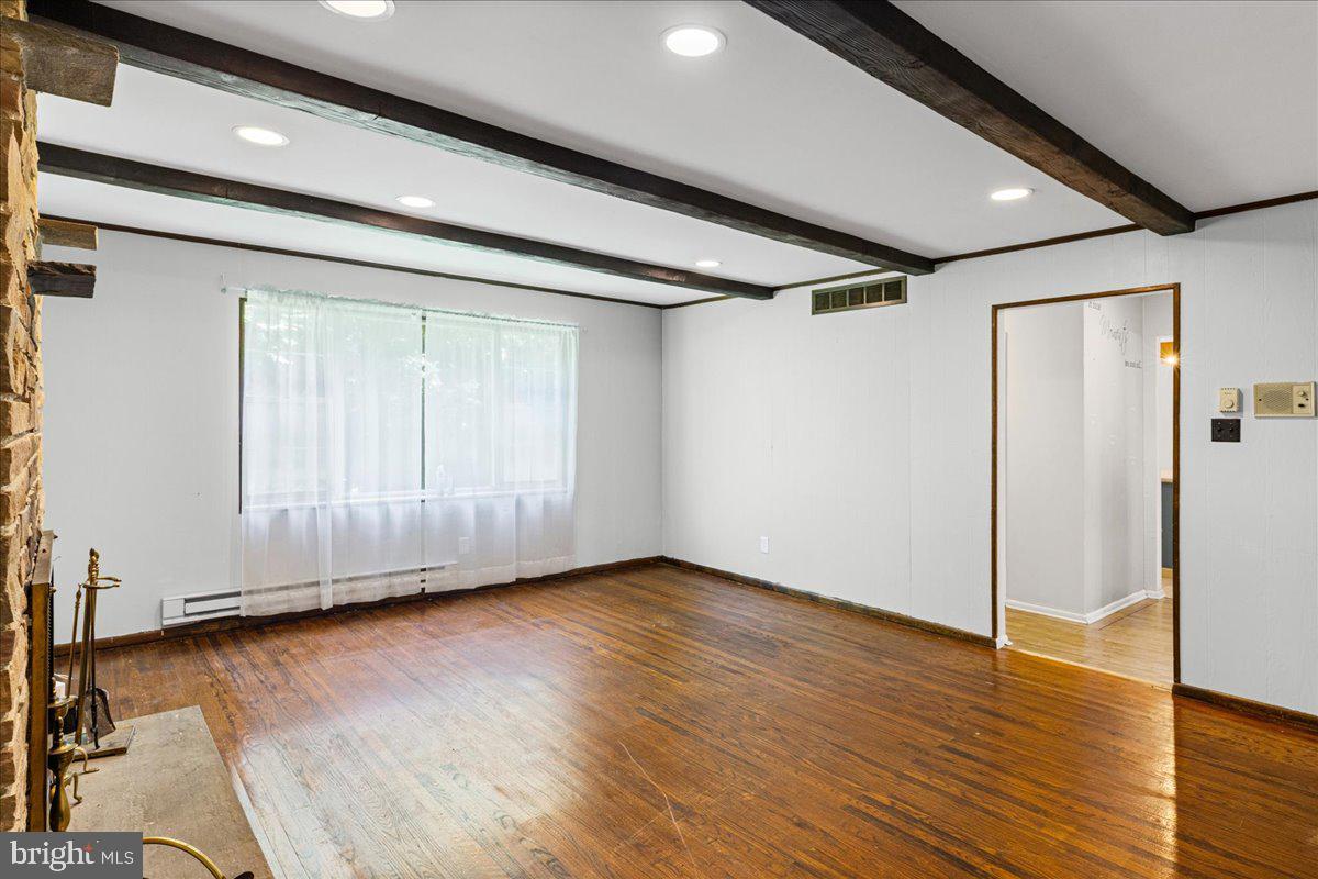 315 Harrison Ave Property Photo 11