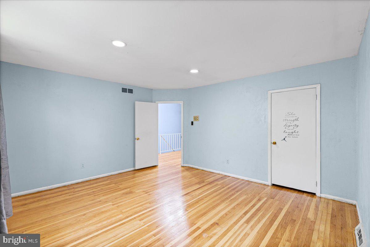 315 Harrison Ave Property Photo 23