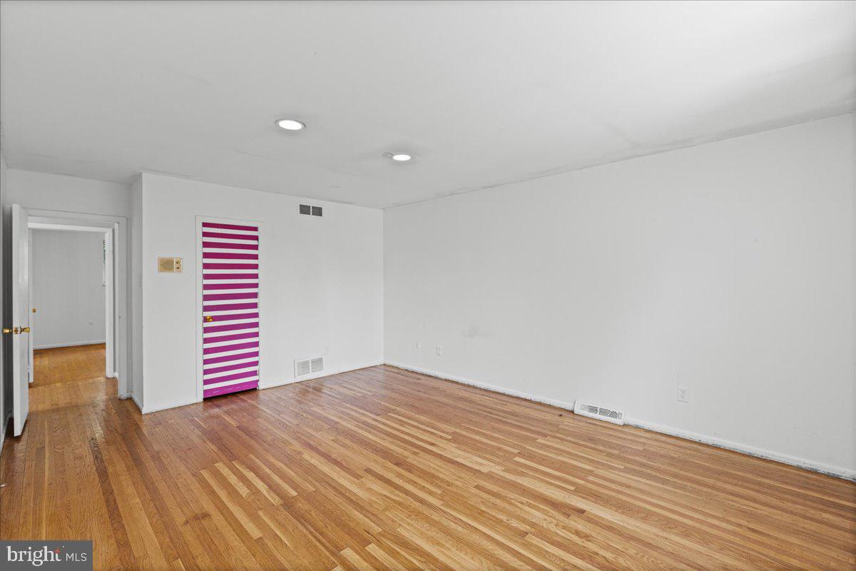 315 Harrison Ave Property Photo 36