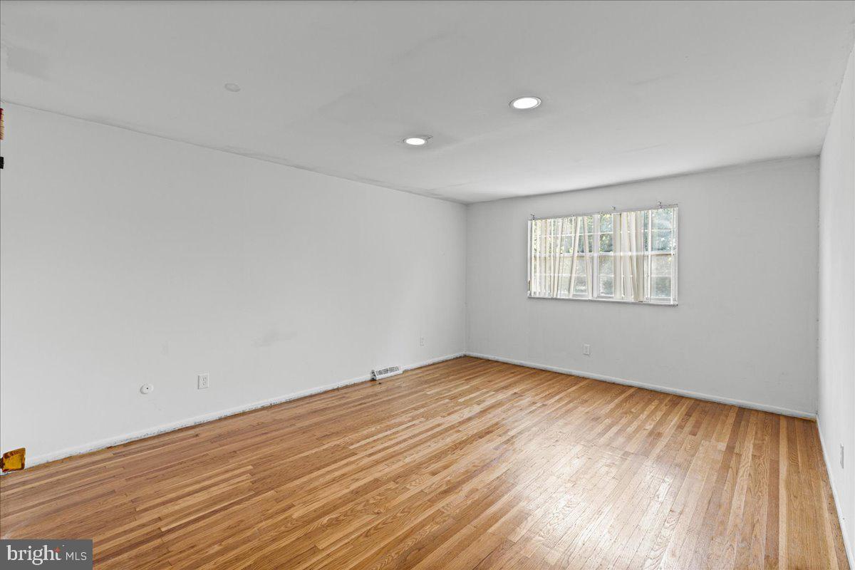 315 Harrison Ave Property Photo 37