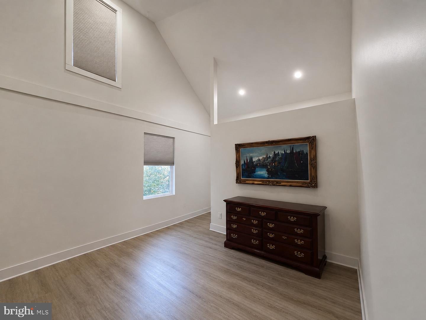303 Tregaron Rd Property Photo 17