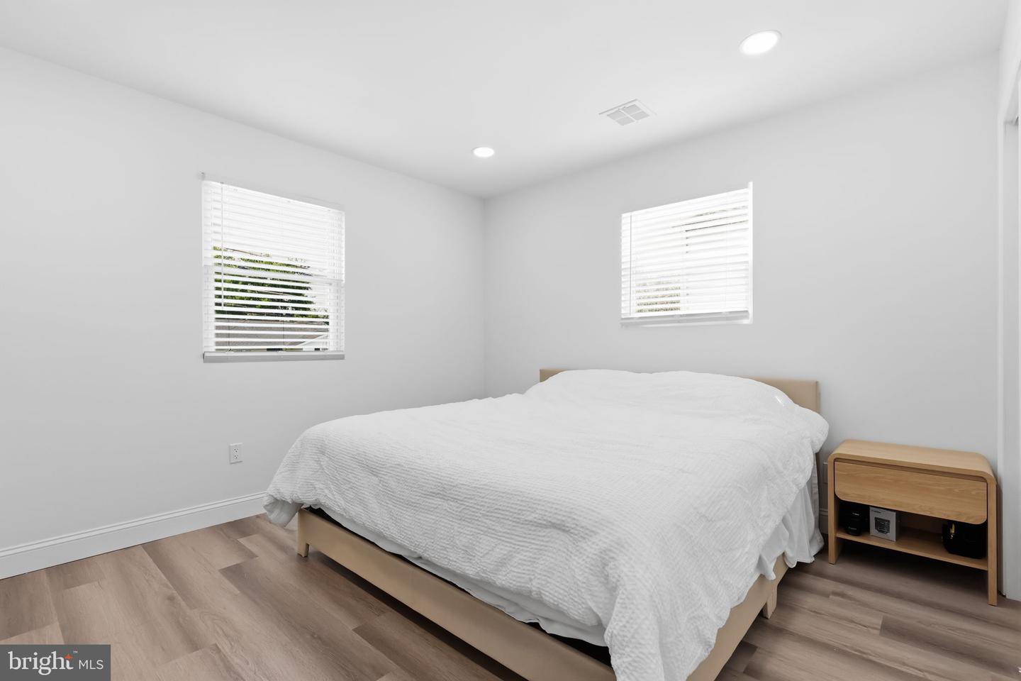 1230 Hall Ave Property Photo 13