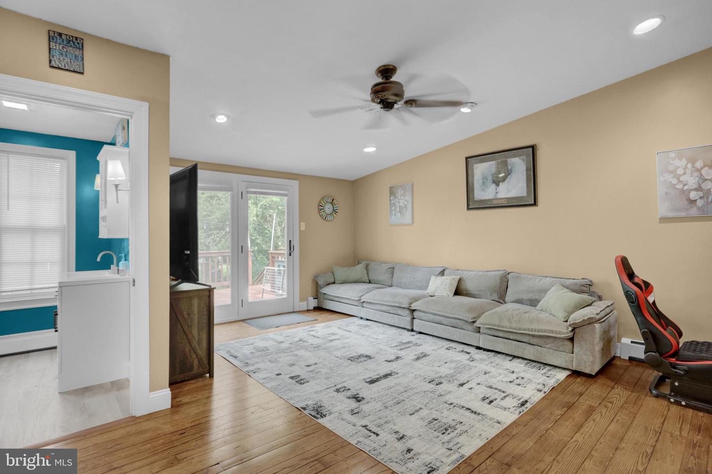6 Perkiomen Ave Property Photo 15