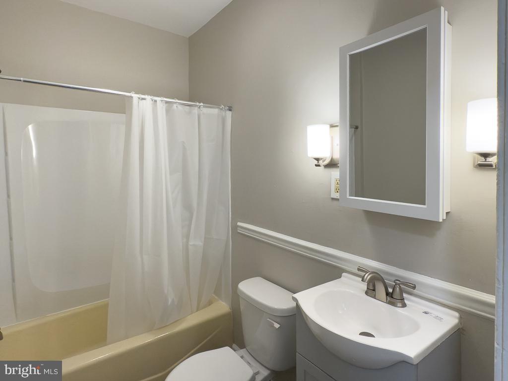 332 Chestnut St #2 Property Photo 25