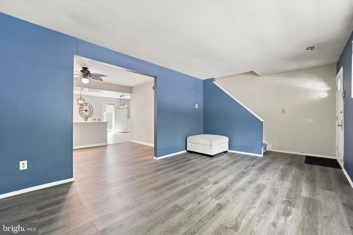 310 Woodside Cir Property Photo 6