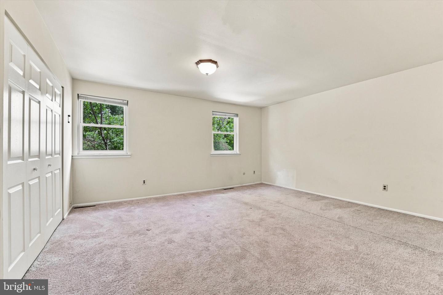 310 Woodside Cir Property Photo 16