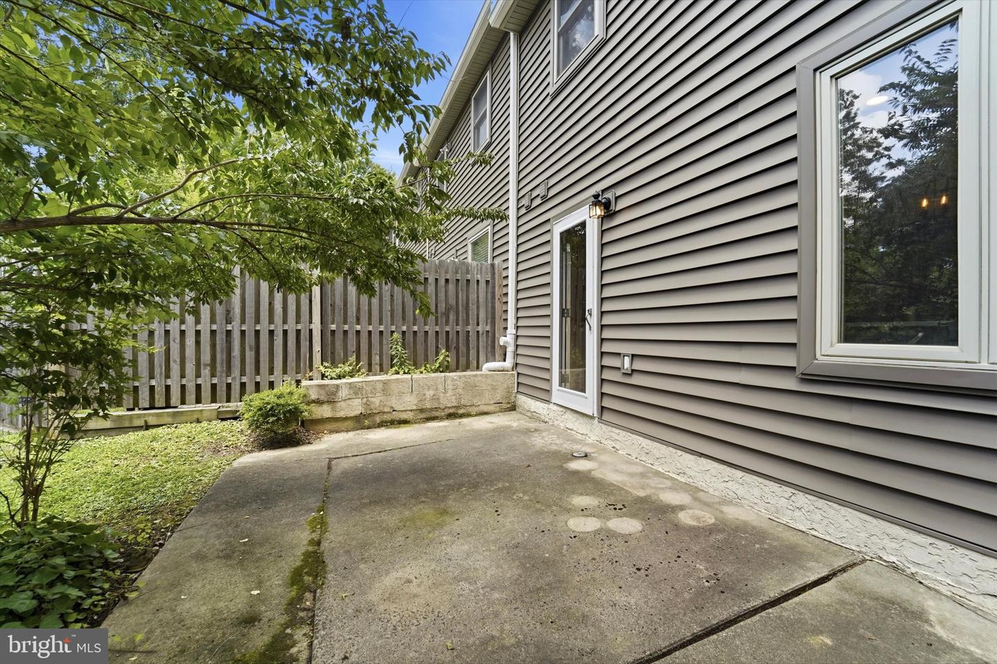 310 Woodside Cir Property Photo 23